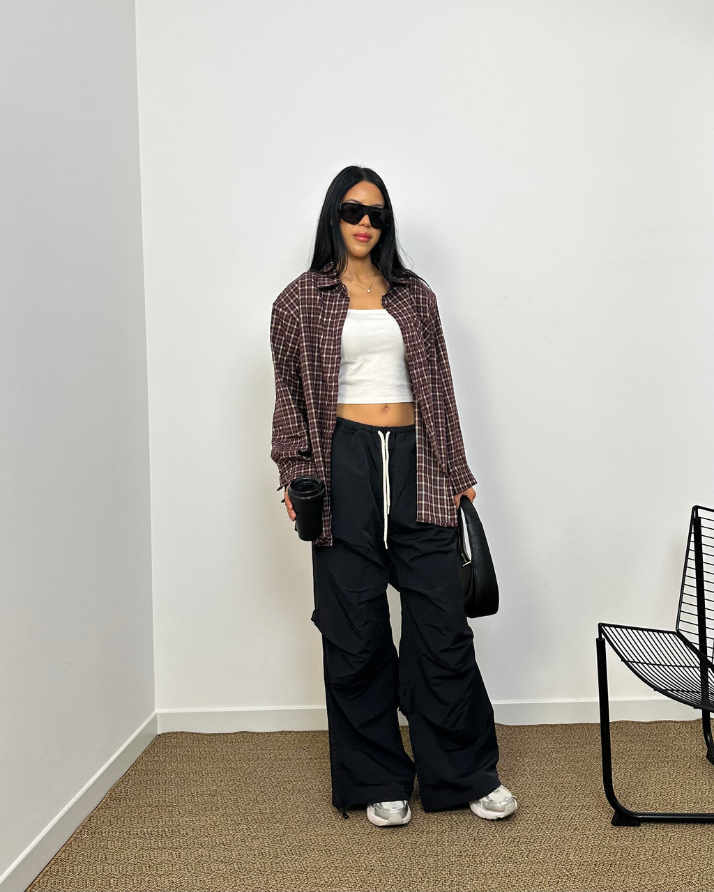 Pantalone over black