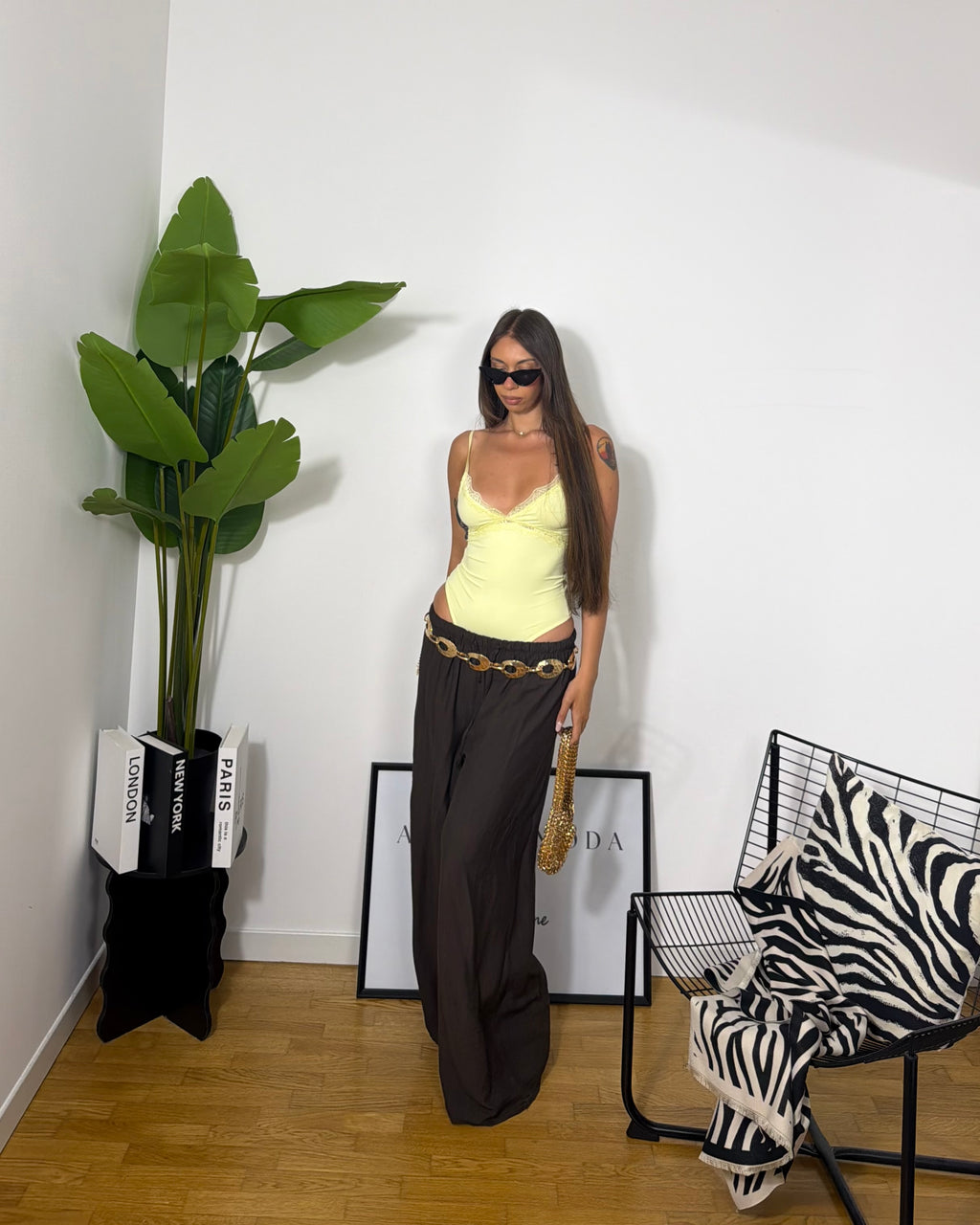 Body Lovely White/Yellow/Pink/Black/Blue