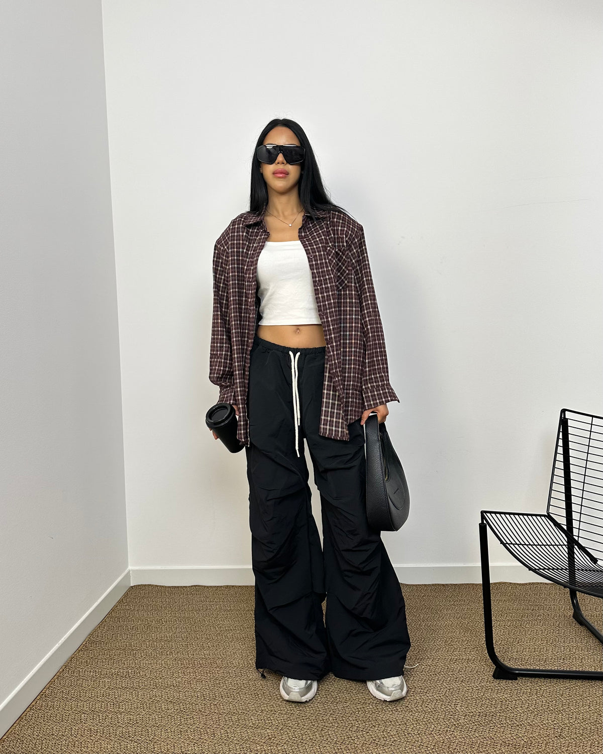 Pantalone over black
